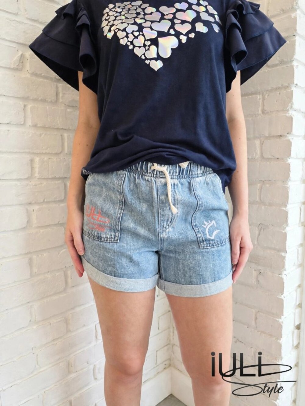 iULi Style Light Wash Denim Shorts